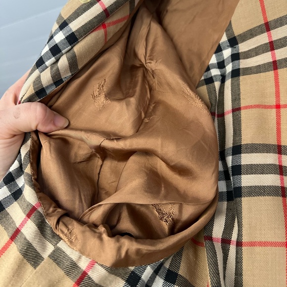 BURBERRY Vintage Trench Coat - Picture 16 of 16
